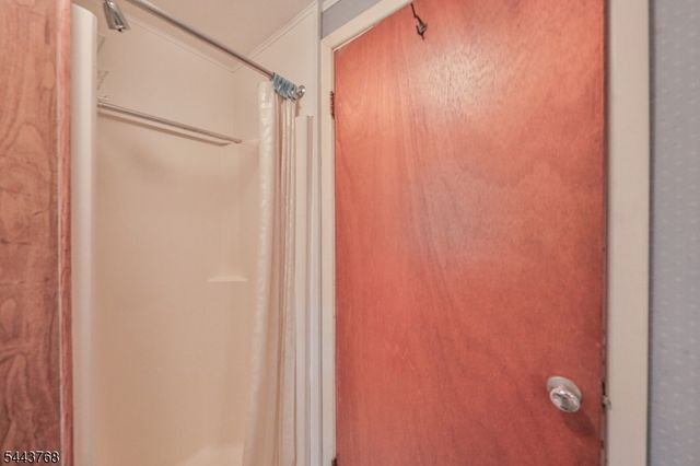 86 Ridgewood Ave, Ewing Twp., NJ 08618