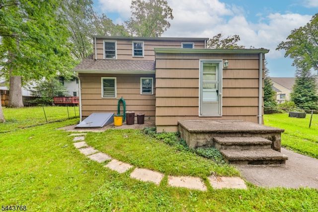 86 Ridgewood Ave, Ewing Twp., NJ 08618