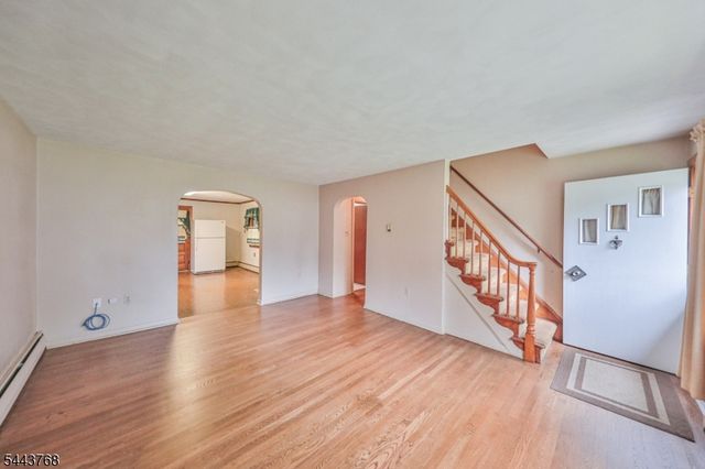 86 Ridgewood Ave, Ewing Twp., NJ 08618