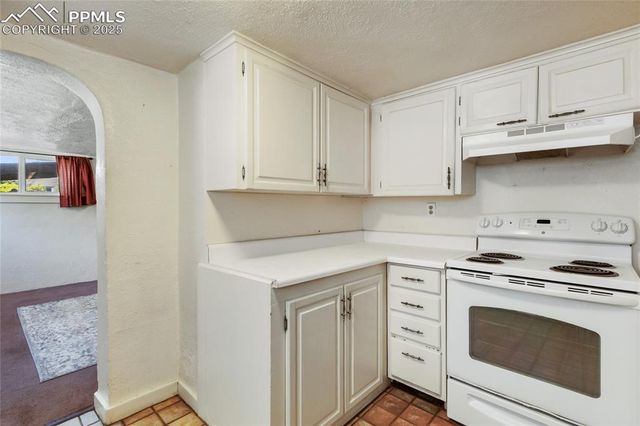 1007 Iowa Avenue, Colorado Springs, CO 80909