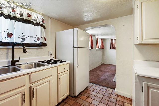 1007 Iowa Avenue, Colorado Springs, CO 80909