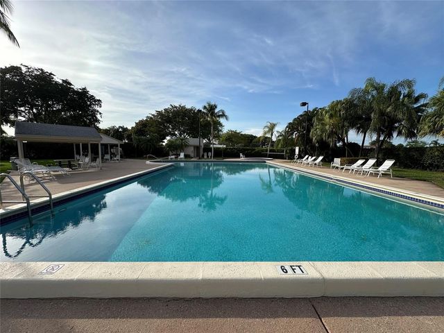 8395 GARDEN GATE Place, Boca Raton, FL 33433