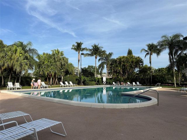 8395 GARDEN GATE Place, Boca Raton, FL 33433
