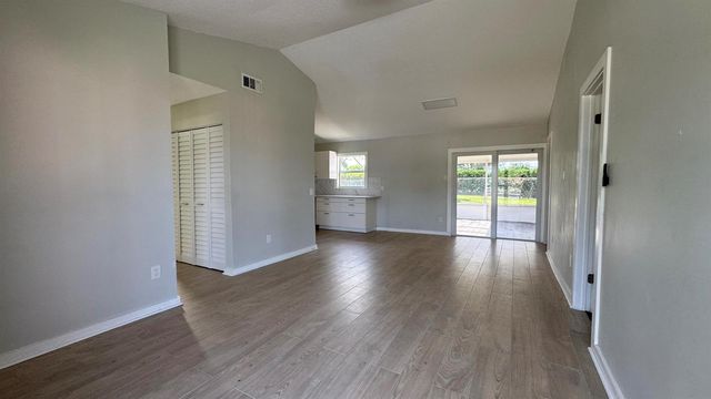 8395 GARDEN GATE Place, Boca Raton, FL 33433