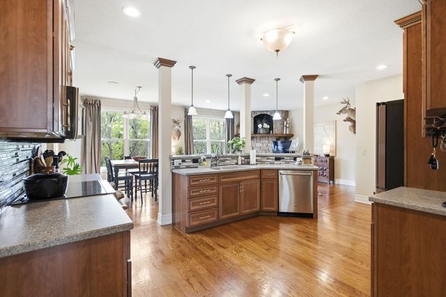 3804 CREEKFRONT WAY, Columbia, MO 65203