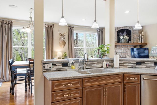 3804 CREEKFRONT WAY, Columbia, MO 65203