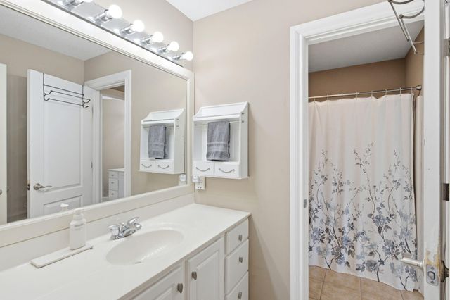 3804 CREEKFRONT WAY, Columbia, MO 65203