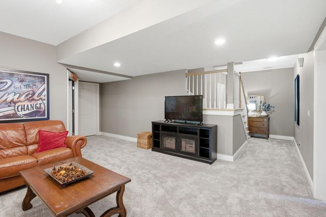 3804 CREEKFRONT WAY, Columbia, MO 65203