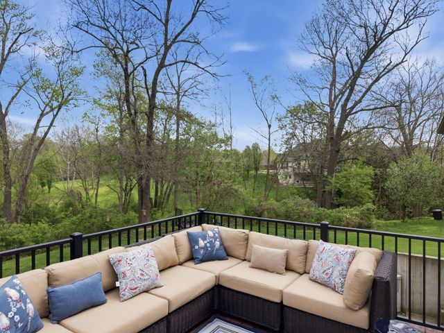 3804 CREEKFRONT WAY, Columbia, MO 65203
