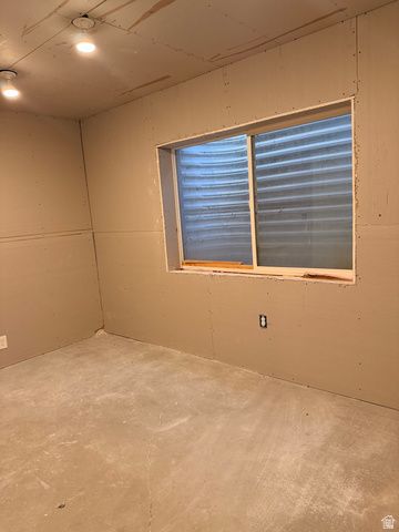 3799 E WYATT EARP AVE, Eagle Mountain, UT 84005