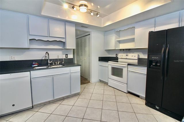 437 OAK HAVEN DRIVE 437, Altamonte Springs, FL 32701