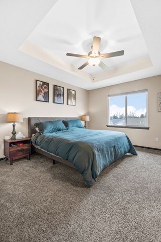 2107 Holly Meadow Avenue SW, Cedar Rapids, IA 52404