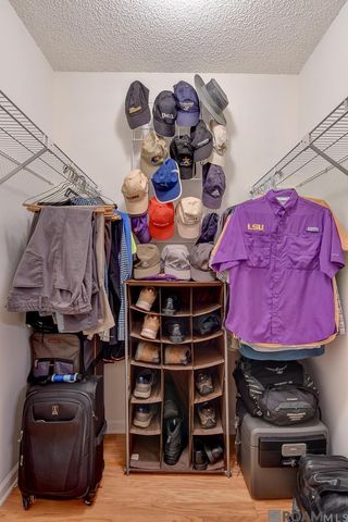 210 Meadowbend Dr, Baton Rouge, LA 70820