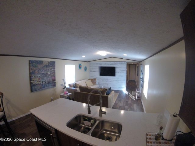 2501 Amberly Road NE, Palm Bay, FL 32905