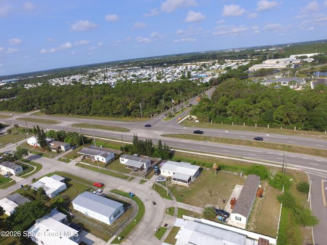 2501 Amberly Road NE, Palm Bay, FL 32905