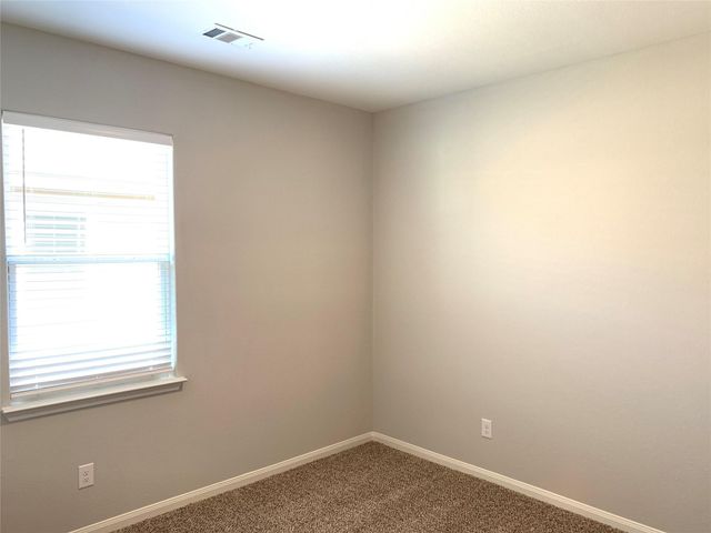 112 Declaration LN, Liberty Hill, TX 78642