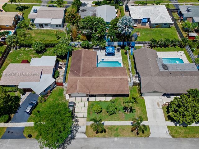 4241 NW 9th Court Efficiency, Coconut Creek, FL 33066