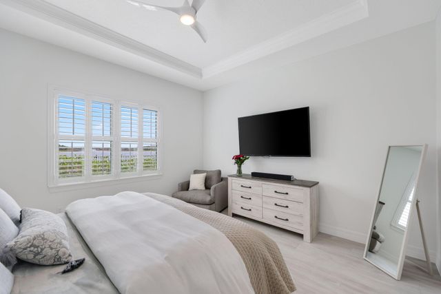 10466 Northbrook Circle, West Palm Beach, FL 33412