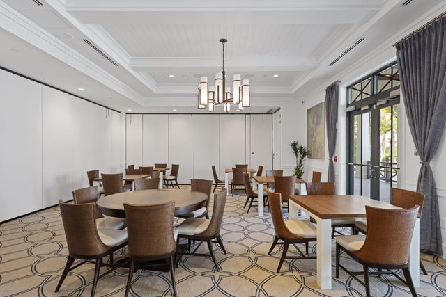 10466 Northbrook Circle, West Palm Beach, FL 33412