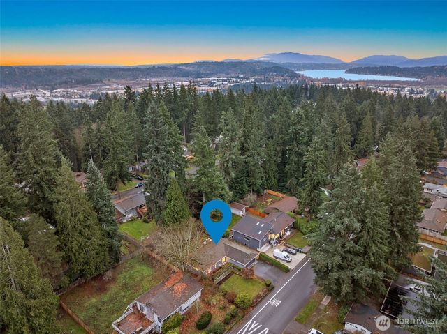 9024 171st Avenue NE, Redmond, WA 98052