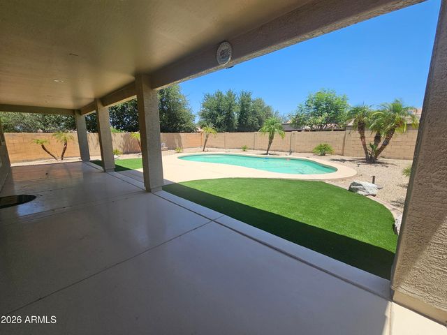 12127 N 141ST Drive, Surprise, AZ 85379