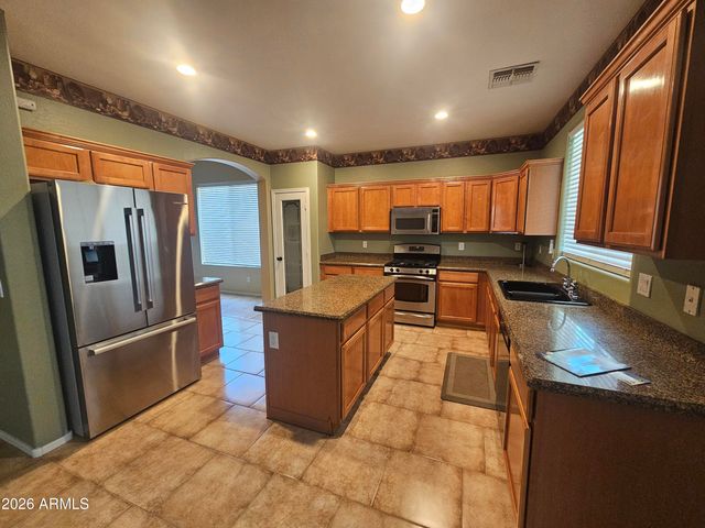 12127 N 141ST Drive, Surprise, AZ 85379