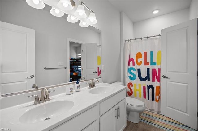 2250 Captiva LN, Chesapeake, VA 23321