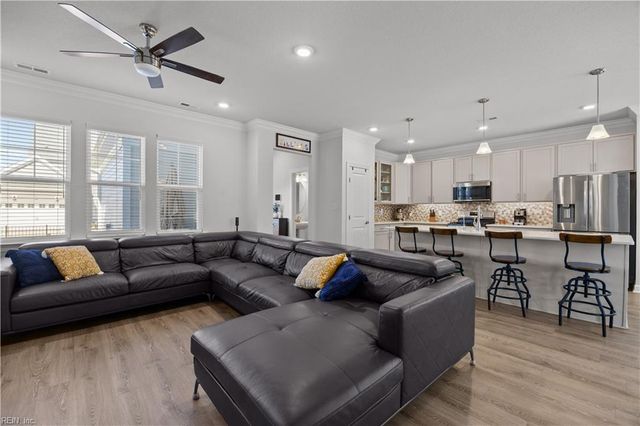 2250 Captiva LN, Chesapeake, VA 23321