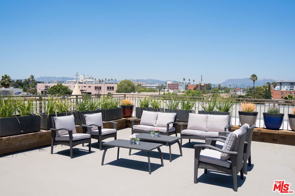 820 S Wilton Place 306, Los Angeles, CA 90005 — photo 3