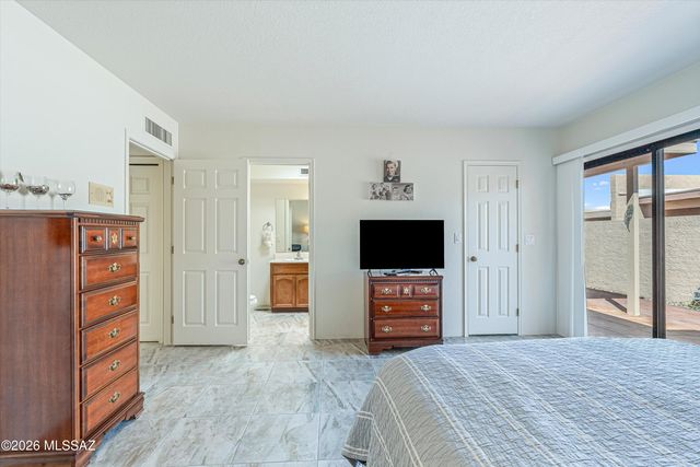 219 E Calle Zafiro, Tucson, AZ 85704