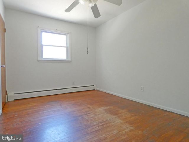 93 OUTBOARD AVE, Manahawkin, NJ 08050