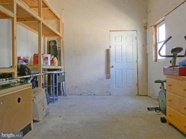 93 OUTBOARD AVE, Manahawkin, NJ 08050