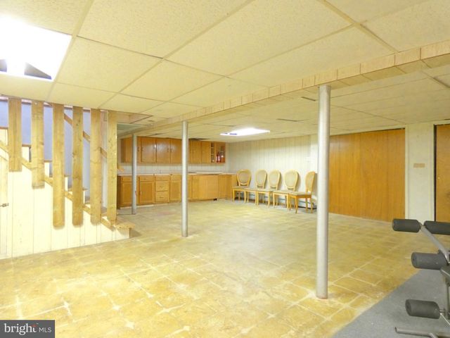 93 OUTBOARD AVE, Manahawkin, NJ 08050