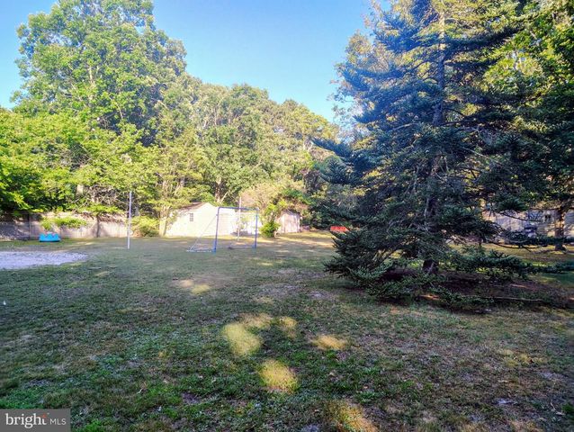 93 OUTBOARD AVE, Manahawkin, NJ 08050