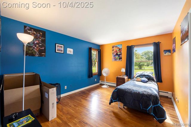 5528 E Holly Road, Holly, MI 48442