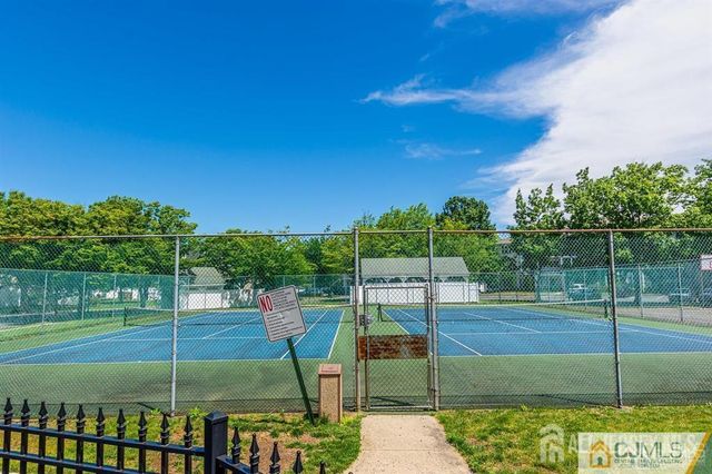 304 Wimbeldon Court, North Brunswick, NJ 08902