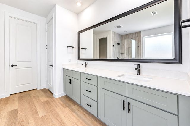 2305 Poseidon Street, League City, TX 77573