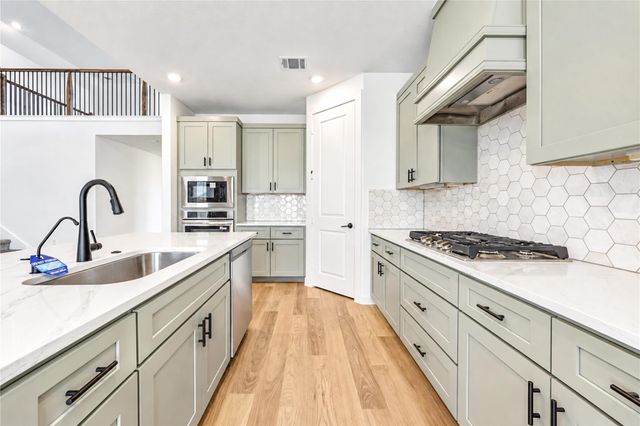 2305 Poseidon Street, League City, TX 77573