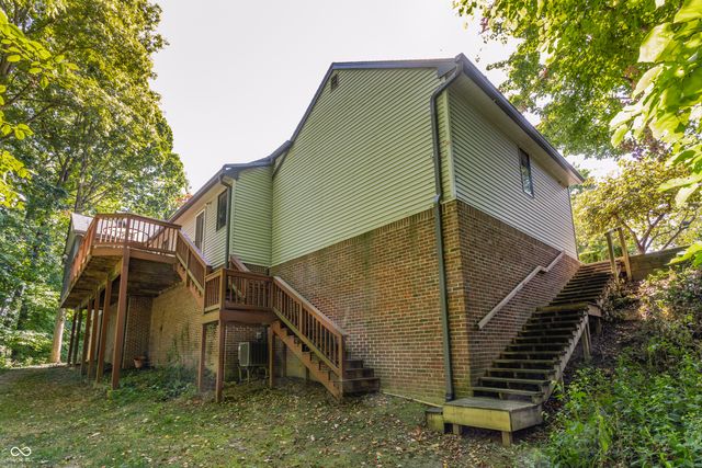1732 Creekside Lane W, Carmel, IN 46032