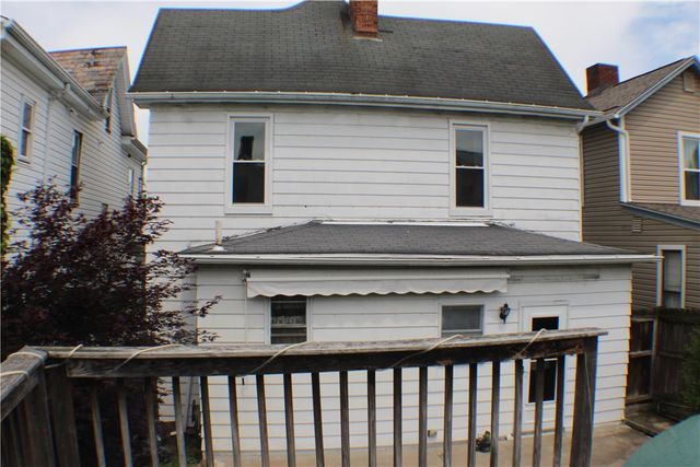 213 Lookout Ave, Charleroi Boro, PA 15022