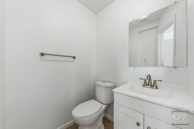 208 Granada Court, Bolingbrook, IL 60440