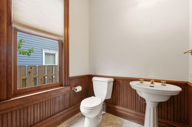 1437 Cortlandt Street, Houston, TX 77008