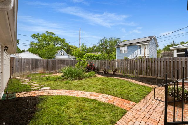 1437 Cortlandt Street, Houston, TX 77008