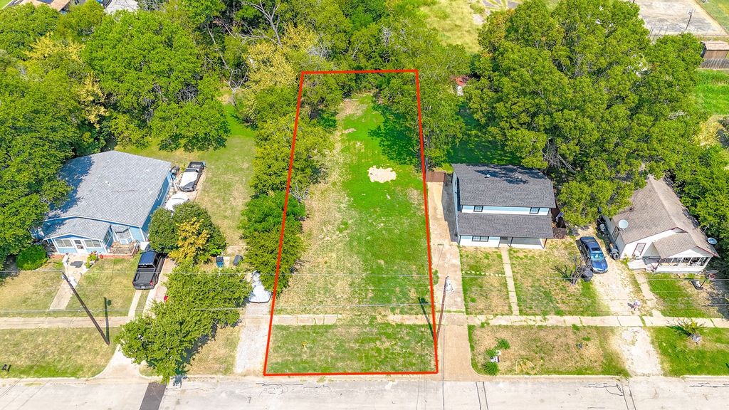 1308 E Collin Street, Corsicana, TX 75110