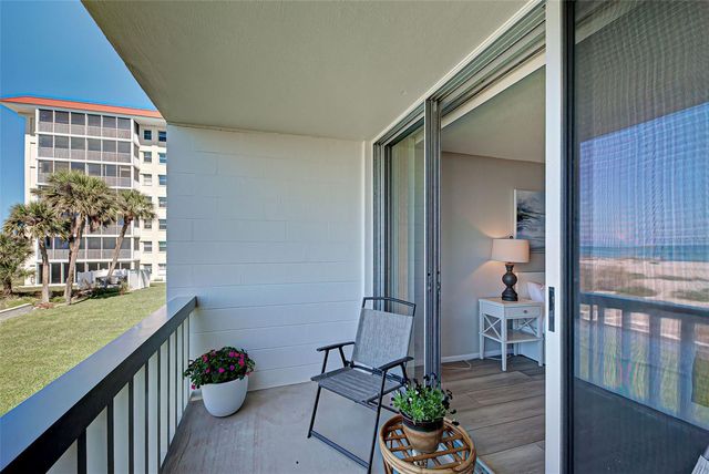 1100 TARPON CENTER DRIVE 202, Venice, FL 34285