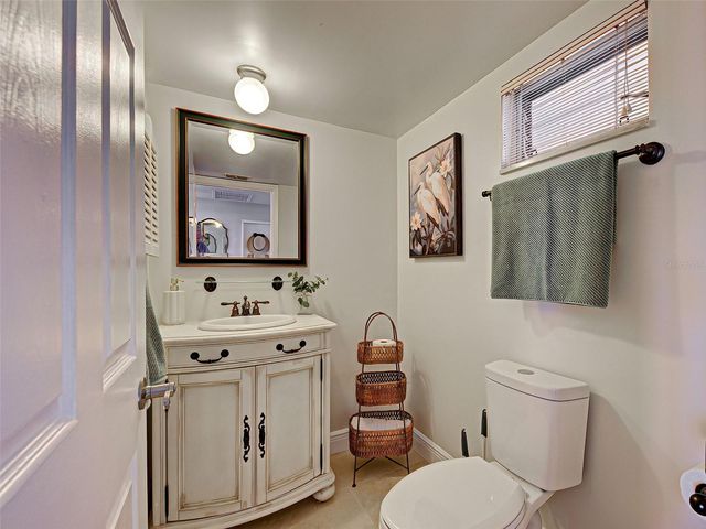 1100 TARPON CENTER DRIVE 202, Venice, FL 34285