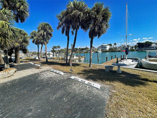 1100 TARPON CENTER DRIVE 202, Venice, FL 34285