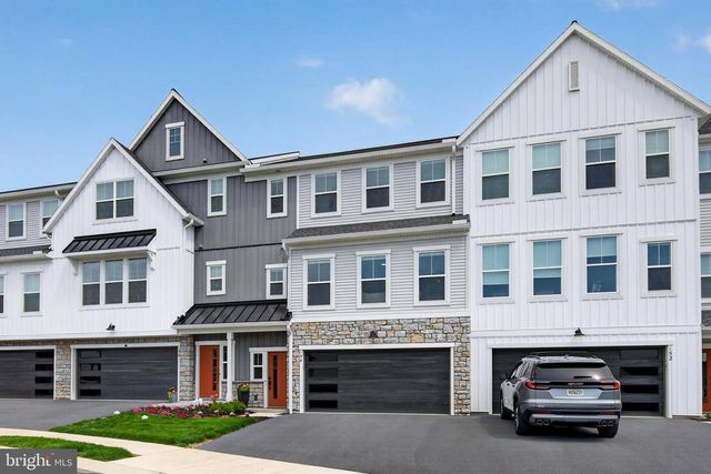 154 MARISSA CT, Newmanstown, PA 17073