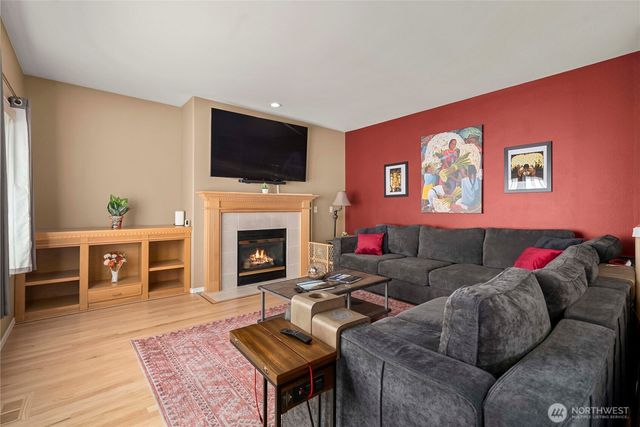 4324 41st Street NE, Tacoma, WA 98422