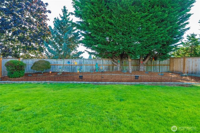 4324 41st Street NE, Tacoma, WA 98422